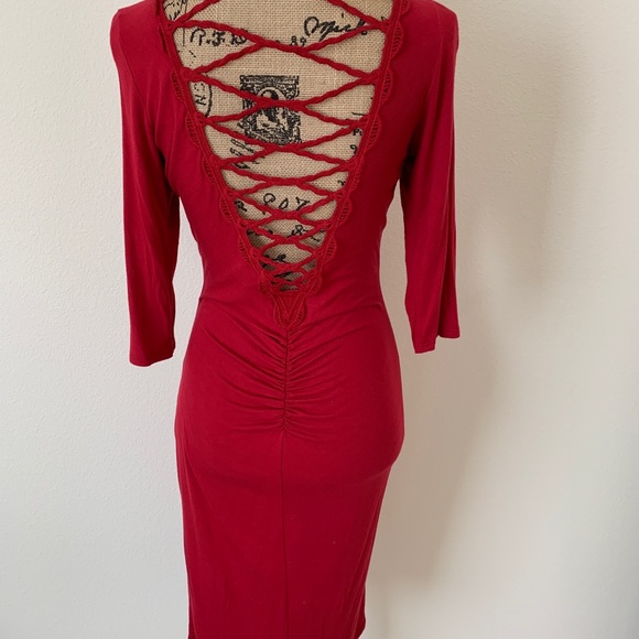 Gorgeous Red Midi Dress. Size Large. - Picture 4 of 7